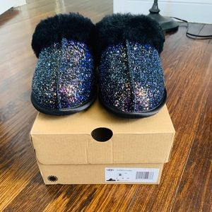 *Brand New* UGG Black Sparkle Slippers